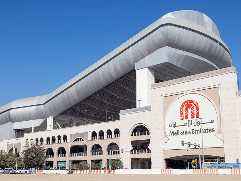 20 minutes to Mall of Emirates and City Center
